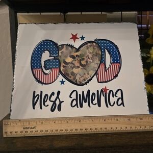 Patriotic Wall Decor with Camouflage Heart, With Stand
